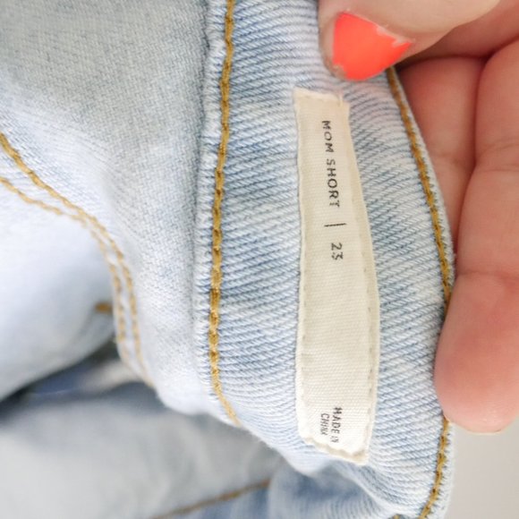 Pacsun High Waisted Mom Shorts Light Wash Distressed Woman's 23 - Picture 5 of 10